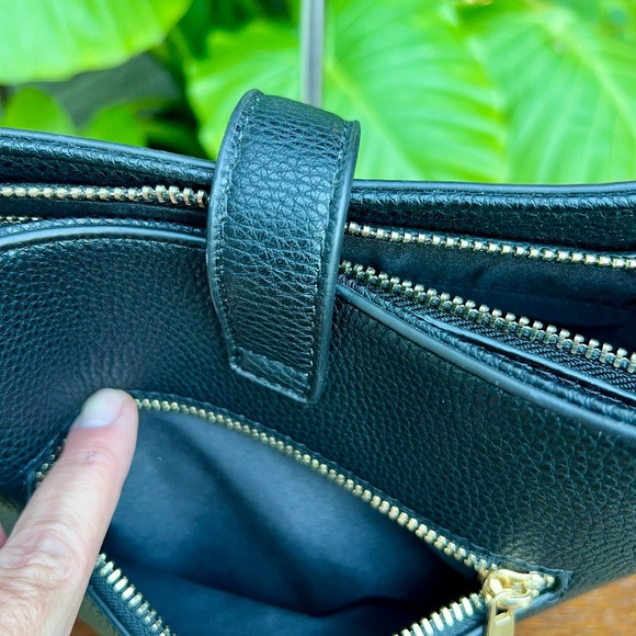 Charlie Paige Crossbody - Plaid, Red -EUC - Picture 5 of 8